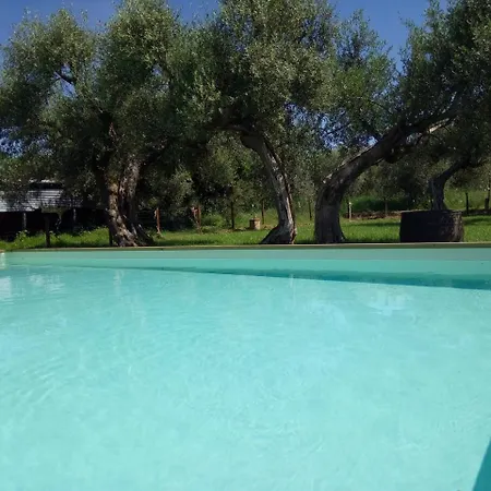 Santa Vittoria Sleeps 4 Villa *