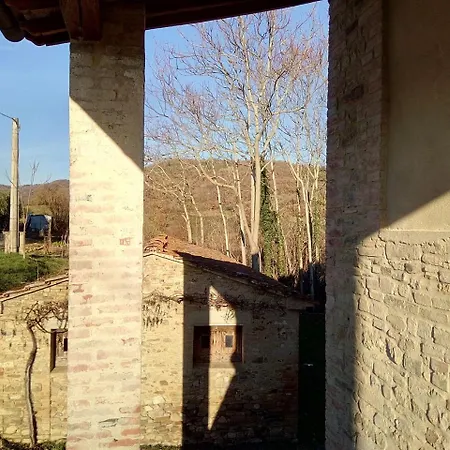 Santa Vittoria Sleeps 4 * Sant'Orfeto
