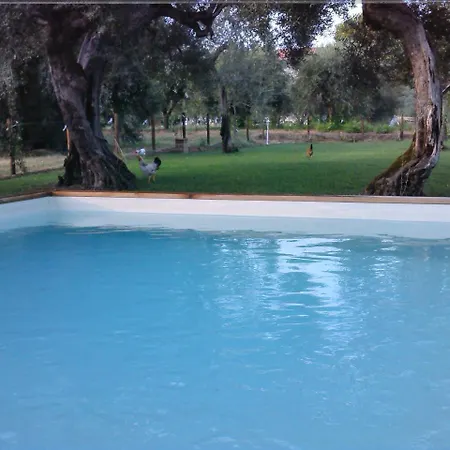 Villa Santa Vittoria Sleeps 4